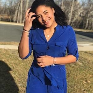 Meet your Posher, Elena